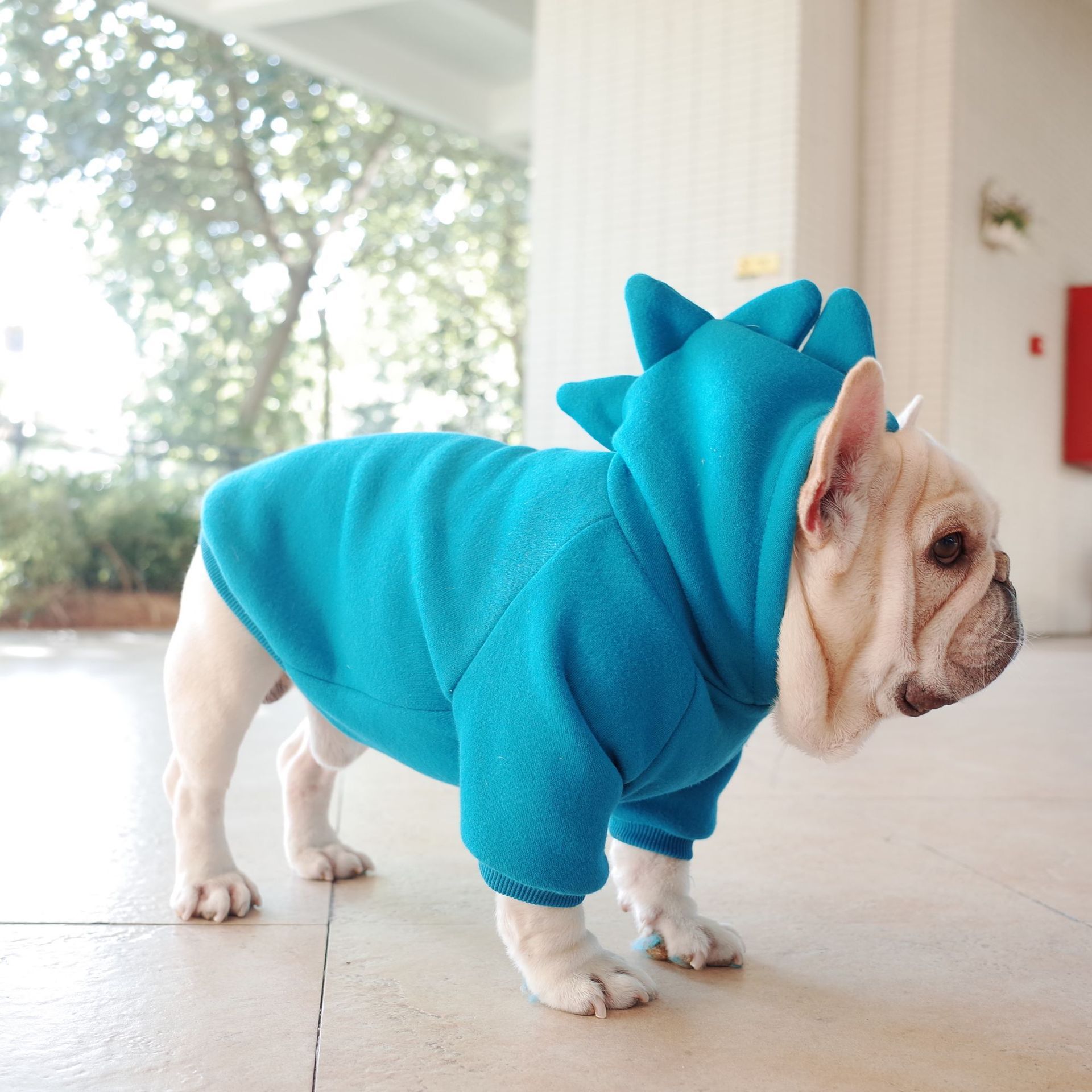 SnugPaws – Fleece Hoodie for Cozy Pets