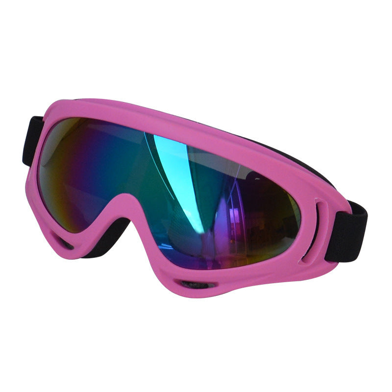 PupChic – Fashion Shades for Outdoor Fun