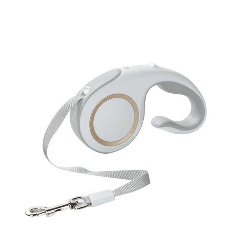 RoverReach – Automatic Retractable Leash for Curious Dogs